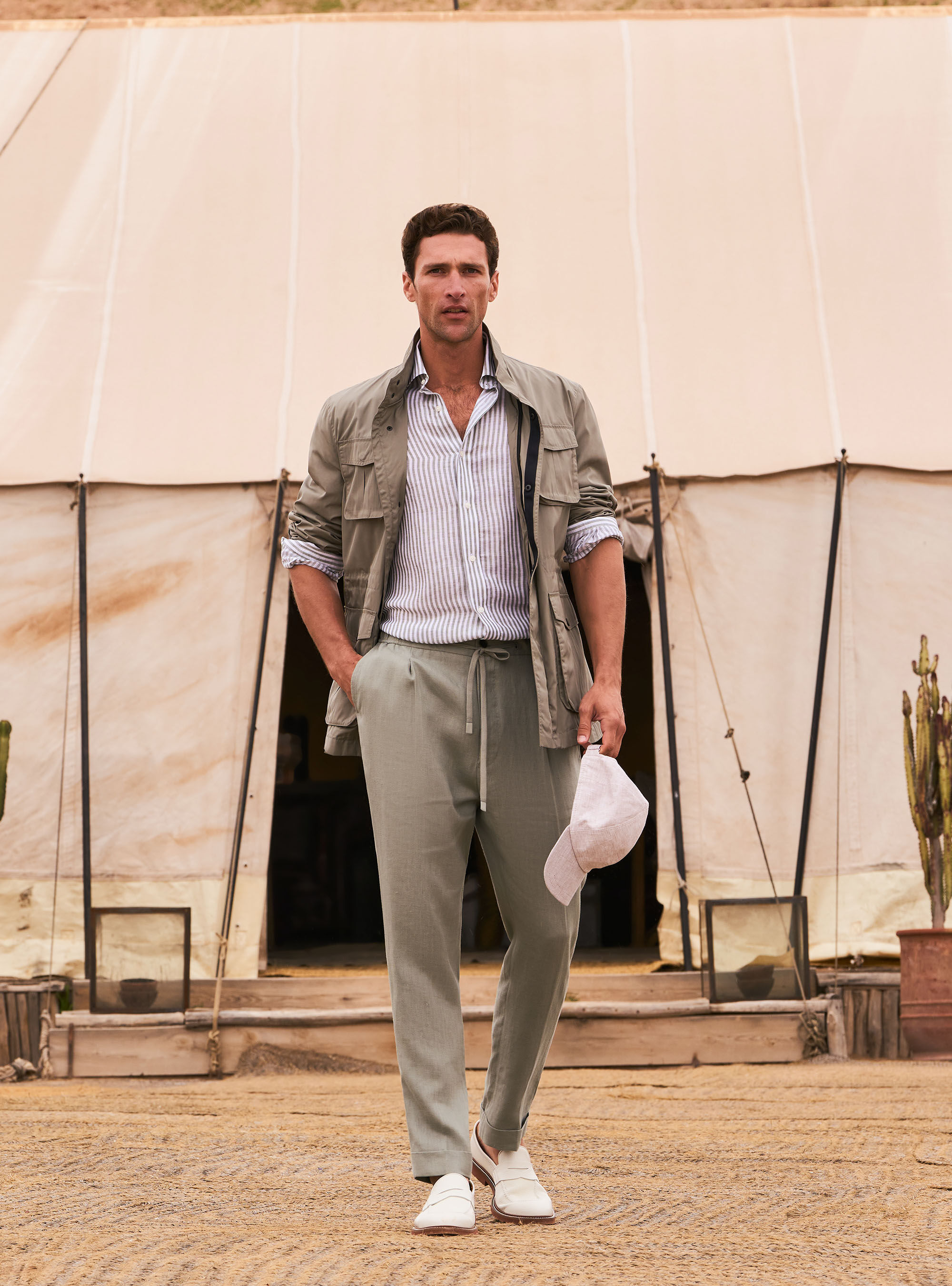 Lookbook 10 - Green and white